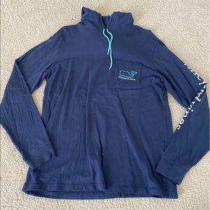 Vineyard Vines long sleeve w/ hood